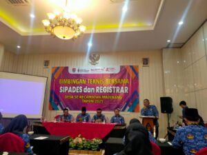 Bimbingan Teknis Bersama SIPADES dan REGISTRAR Desa se-Kecamatan Majenang Tahun 2025